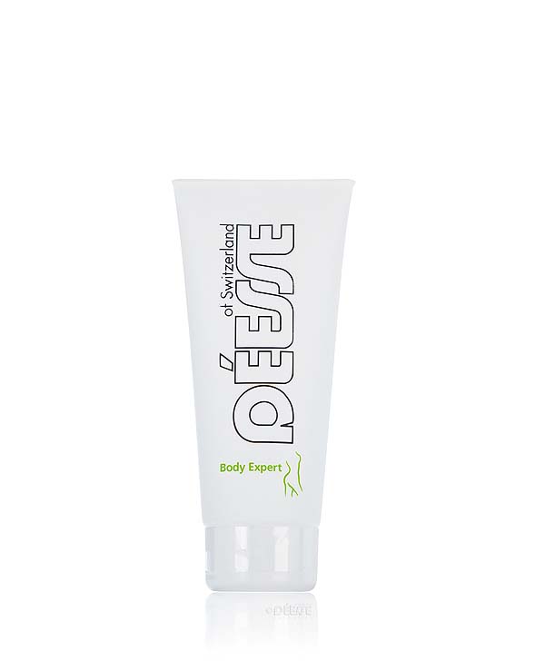 Body Expert Straffende Körpercreme versorgt die Haut mit hochwertigen Inhaltsstoffen